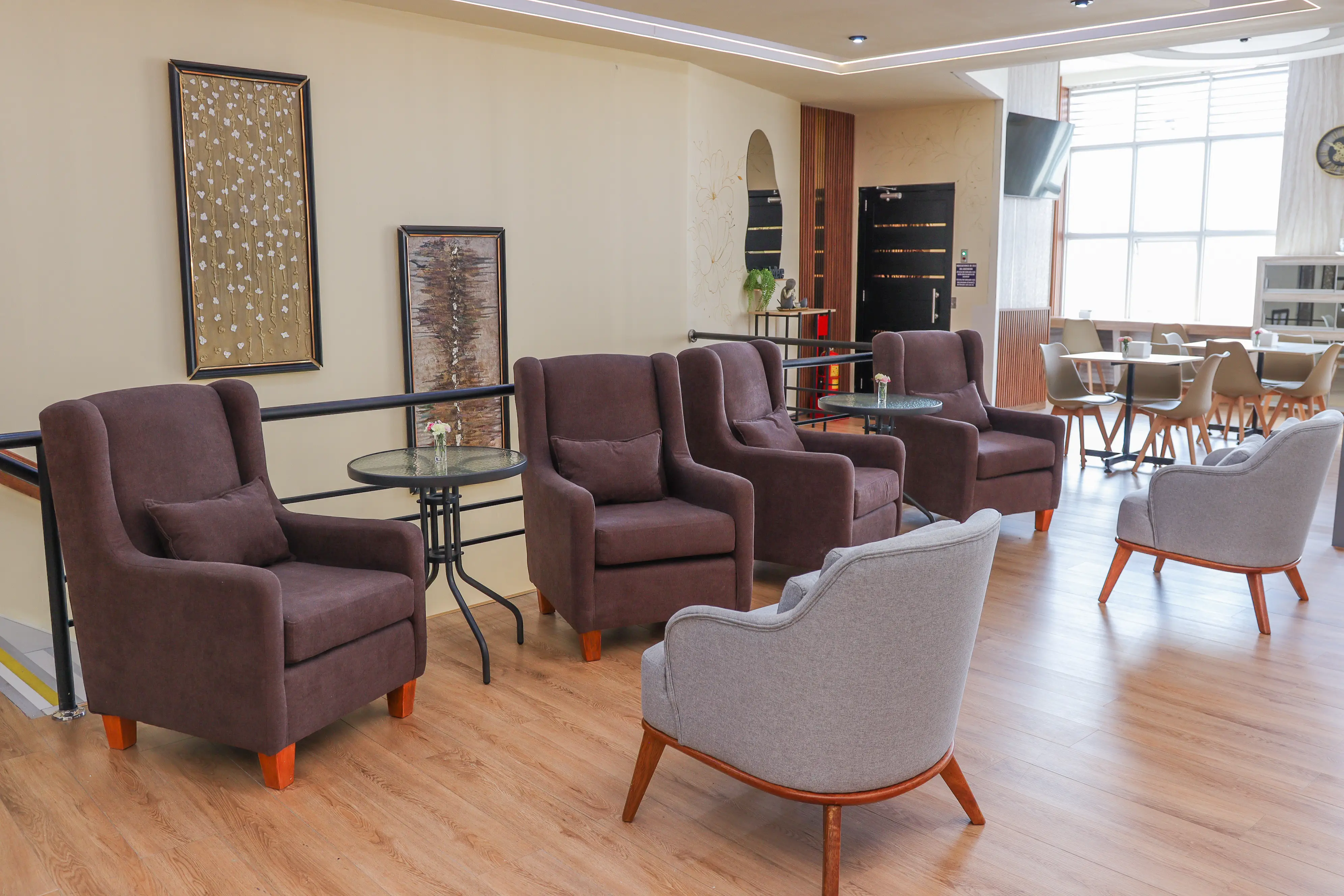 Espacio de Zentra Plaza — fotos de la habitación cuádruple próximamente